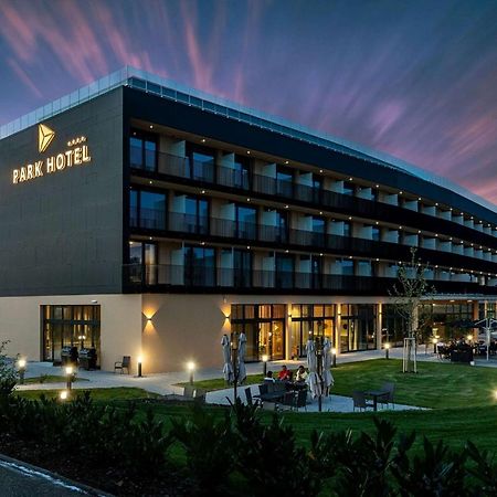 Best Western Parkhotel Hagenberg Hagenberg im Muhlkreis Экстерьер фото